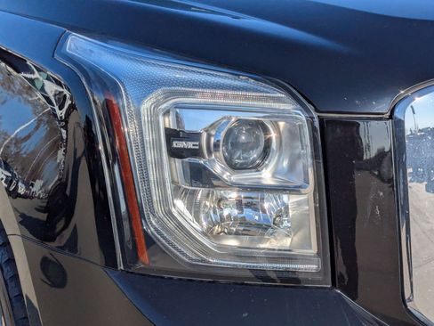 Used 2015 GMC Yukon XL Denali w/ Touring Package image 10