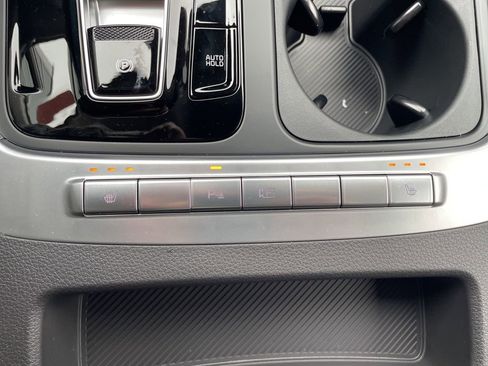 New 2026 Kia Carnival EX image 23