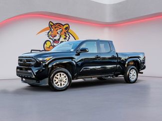 Used 2025 Toyota Tacoma SR5 video 1