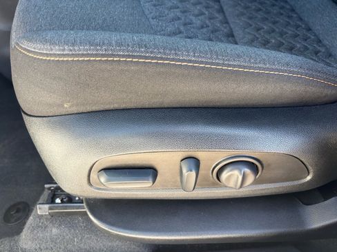 Used 2023 Chevrolet Equinox LT w/ LPO, Floor Liner Package image 12