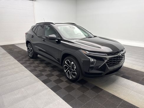 New 2025 Chevrolet Trax RS image 7