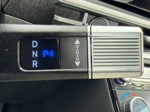 Used 2025 Hyundai Santa Fe SEL image 18