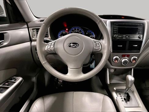 Used 2010 Subaru Forester 2.5X Limited AWD/4WD image 5
