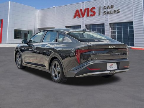 Used 2025 Kia K4 FWD image 3
