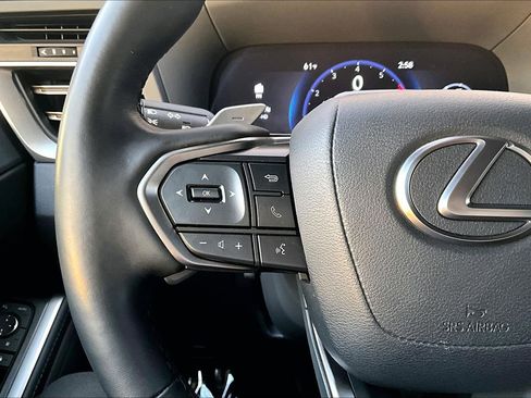 Used 2024 Lexus GX 550 w/ Cold Area Package image 18