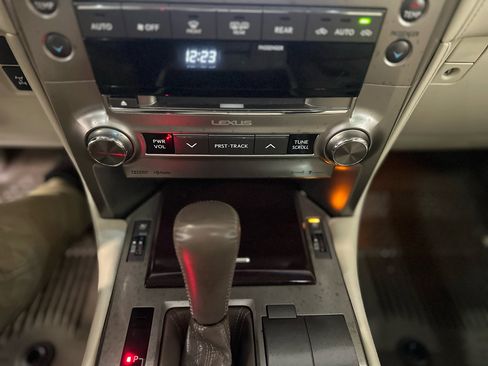 Used 2018 Lexus GX 460 Premium w/ Premium Package image 20