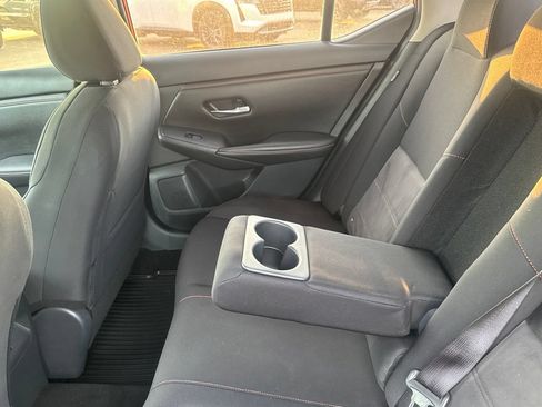 Certified 2025 Nissan Sentra SR FWD image 31