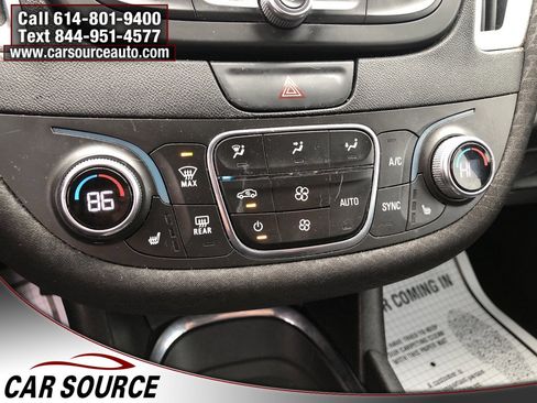 Used 2019 Chevrolet Malibu LT image 19