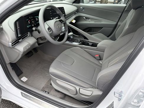 New 2026 Hyundai Elantra Blue image 9