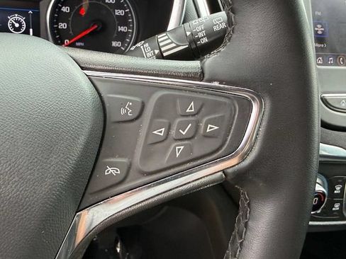 Used 2024 Chevrolet Equinox LT w/ LPO, Floor Liner Package FWD image 18