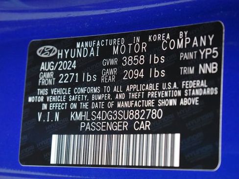 Used 2025 Hyundai Elantra SEL FWD image 35