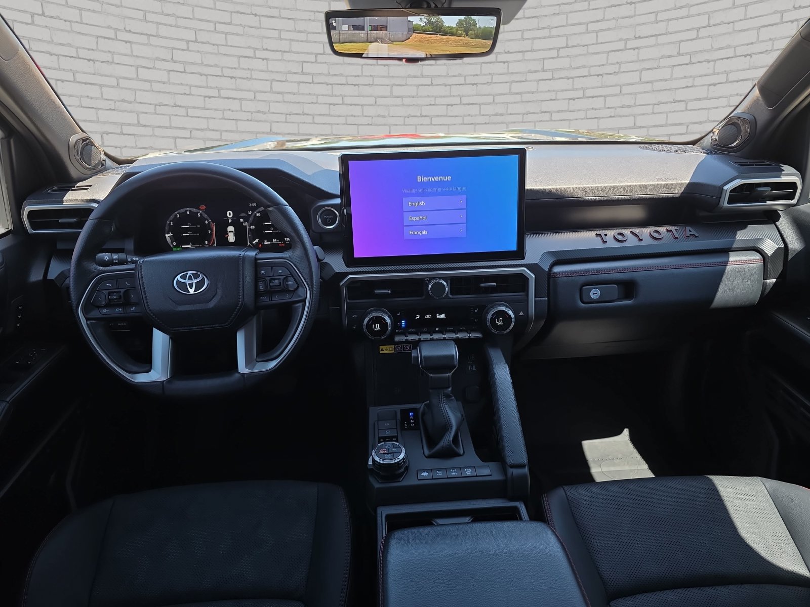 Used 2025 Toyota 4Runner Trailhunter AWD/4WD image 10
