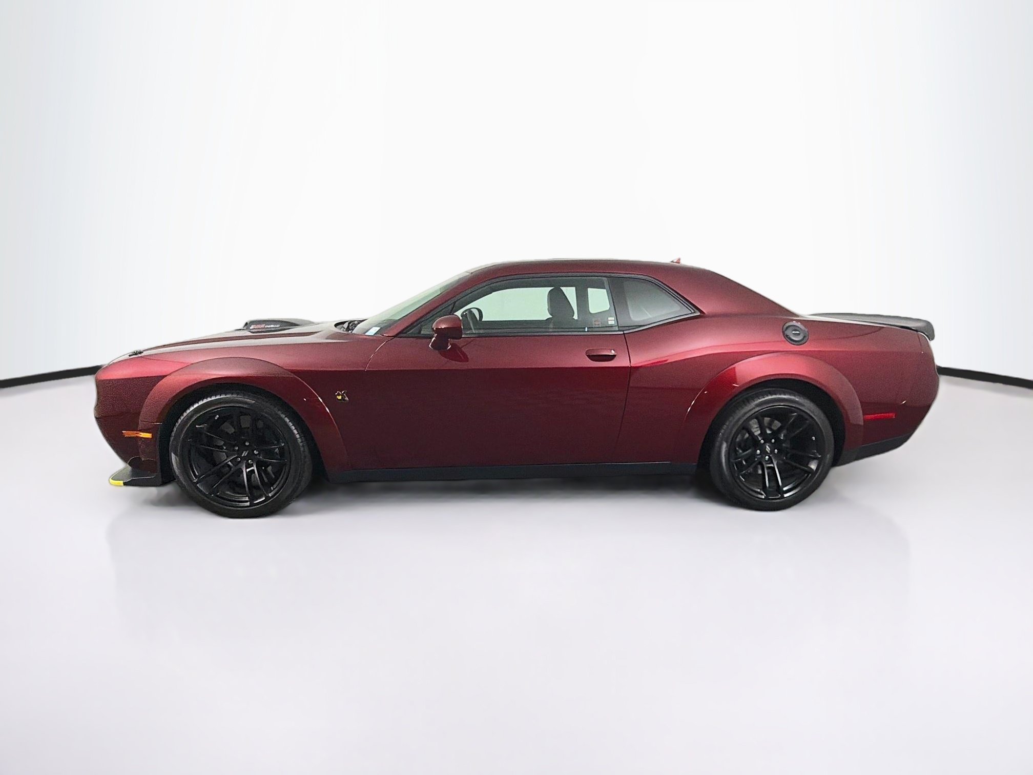 Used 2021 Dodge Challenger R/T Scat Pack RWD image 4