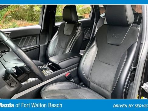 Used 2020 Ford Edge ST w/ Equipment Group 401A AWD/4WD image 18