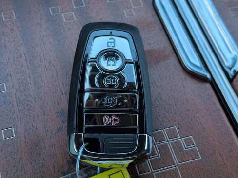 New 2026 Lincoln Navigator L Black Label AWD/4WD image 29