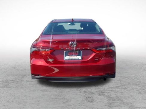 Certified 2022 Toyota Camry LE w/ Carpet Mat Package (TMS) FWD image 6