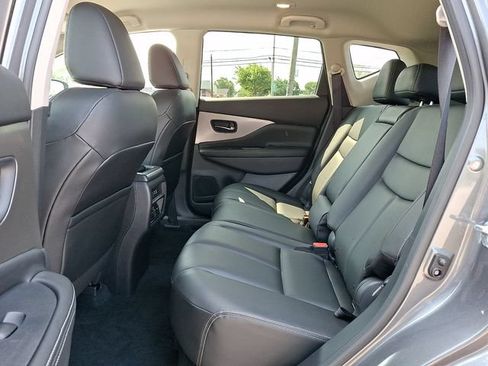 Used 2024 Nissan Murano SV AWD/4WD image 10
