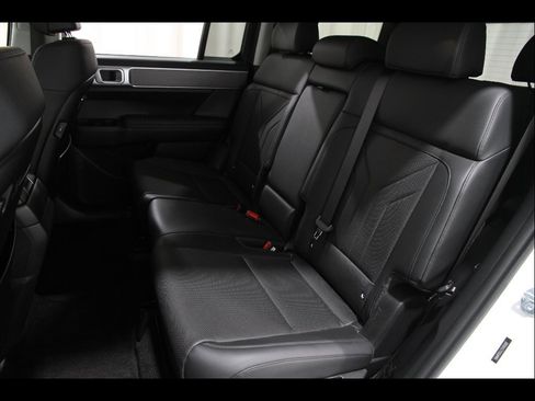 Certified 2026 Hyundai Santa Fe SEL image 18