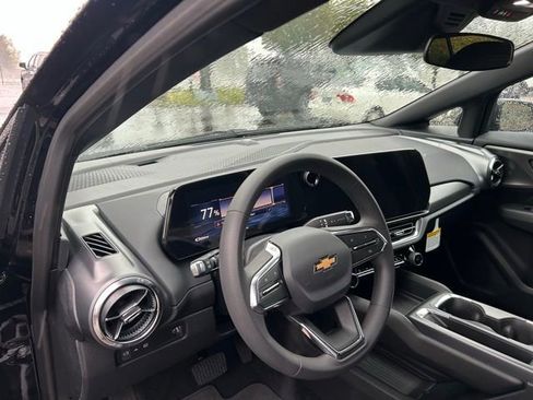 New 2026 Chevrolet Equinox EV LT image 21