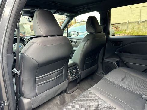 Used 2026 Subaru Forester Premium AWD/4WD image 13