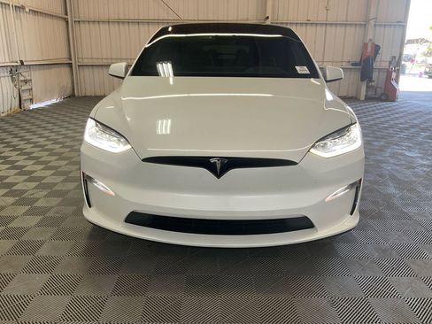 Used 2022 Tesla Model X image 5