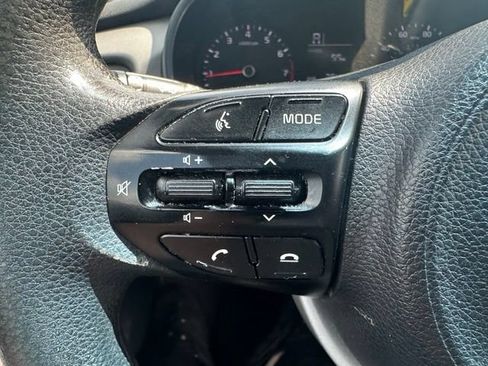 Used 2021 Kia Rio S FWD image 17