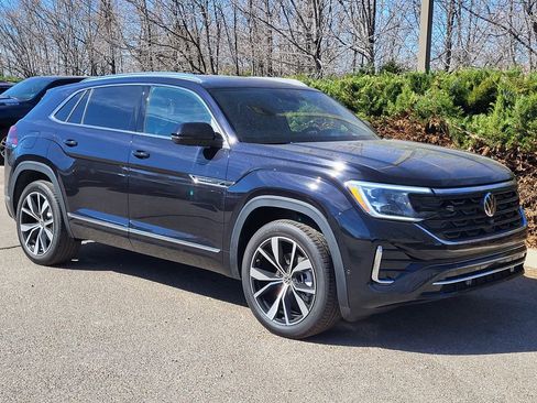 New 2025 Volkswagen Atlas Cross Sport SEL Premium R-Line image 3