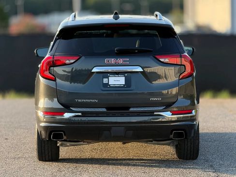 Used 2019 GMC Terrain Denali w/ Advanced Safety Package AWD/4WD image 4