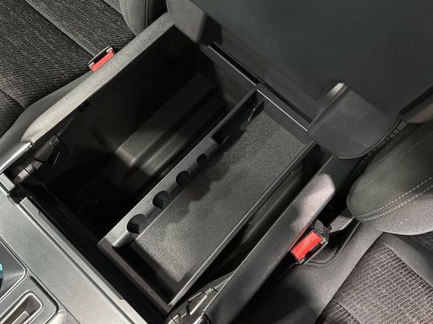 Certified 2022 Ford F150 XLT w/ Equipment Group 302A High image 27