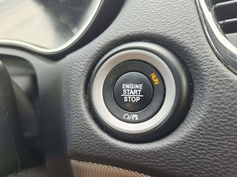 Used 2020 Dodge Durango R/T w/ Blacktop Package RWD image 36