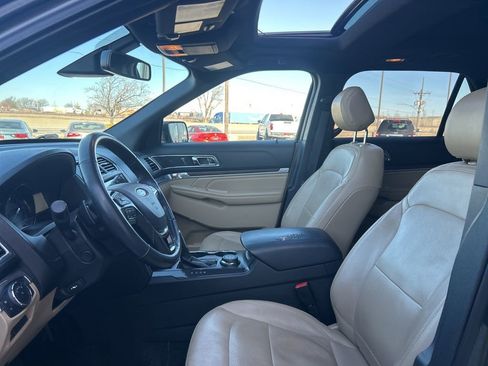Used 2017 Ford Explorer Limited w/ Equipment Group 301A image 13