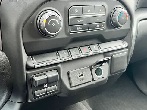 Used 2019 Chevrolet Silverado 1500 Custom Trail Boss image 32