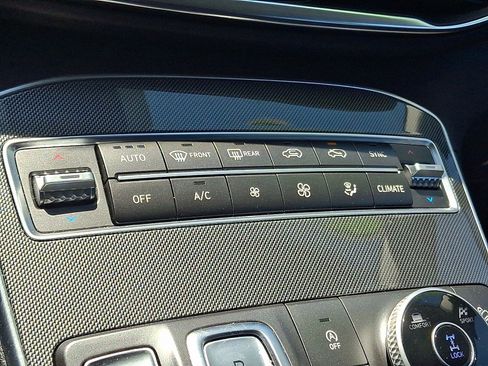 Certified 2022 Hyundai Santa Fe XRT AWD/4WD image 16