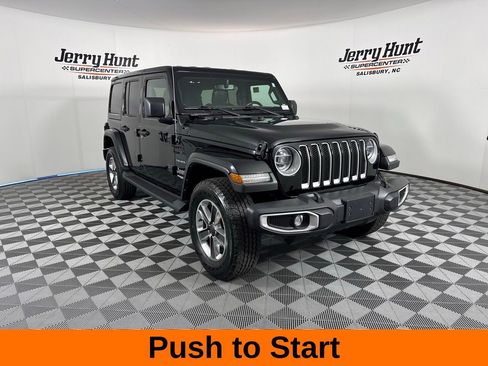 Used 2022 Jeep Wrangler Unlimited Sahara w/ Dual Top Group AWD/4WD image 5