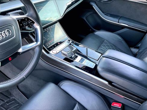 Used 2020 Audi S8 L w/ S8 Executive Package AWD/4WD image 17