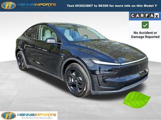 Used 2026 Tesla Model Y 2WD video 1