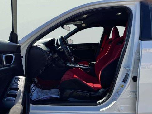 Used 2025 Honda Civic Type R image 18