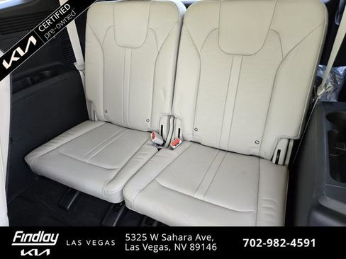 Certified 2025 Kia Sorento EX w/ Panoramic Sunroof Package AWD/4WD image 17