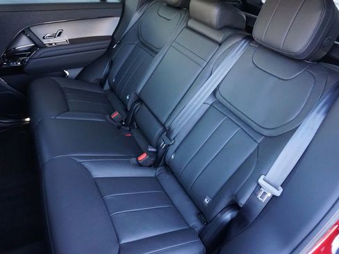 New 2025 Land Rover Range Rover Sport Dynamic SE image 30