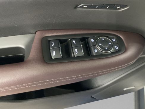 Used 2020 Cadillac XT6 Premium Luxury FWD image 11