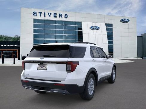 New 2026 Ford Explorer Active w/ Active Comfort Package RWD image 8
