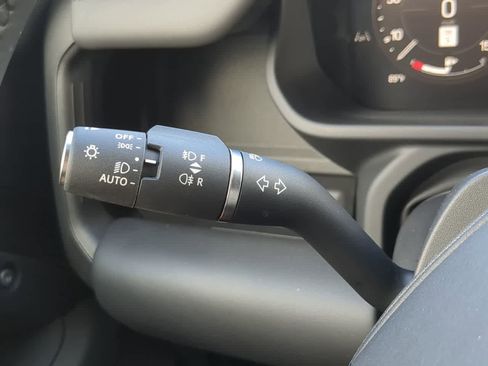 Used 2025 Land Rover Defender 130 Outbound image 29