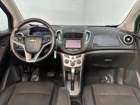 Used 2016 Chevrolet Trax LT w/ LT Convenience Package AWD/4WD image 11