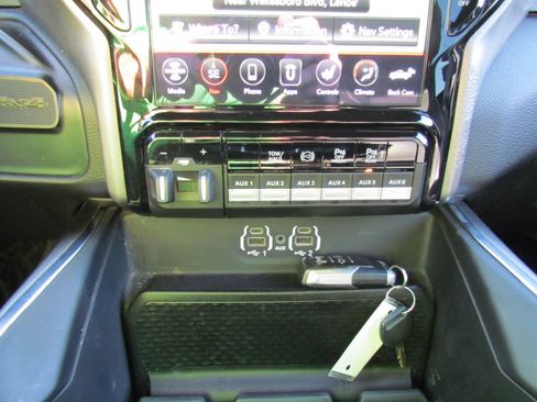 Used 2020 RAM 2500 Laramie AWD/4WD image 21