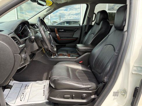 Used 2014 Chevrolet Traverse LTZ AWD/4WD image 8