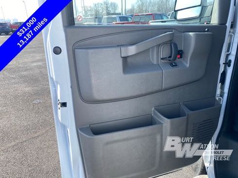 Used 2024 Chevrolet Express 2500 w/ Driver Convenience Package image 12