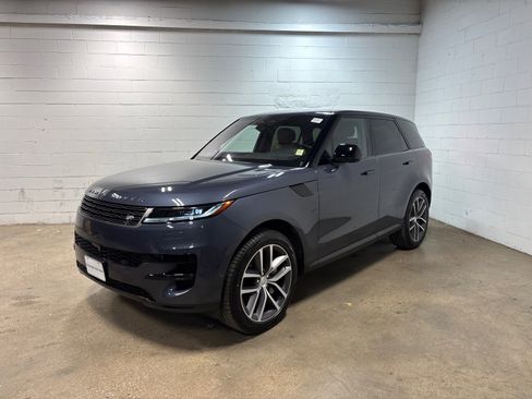 Used 2023 Land Rover Range Rover Sport SE AWD/4WD image 1