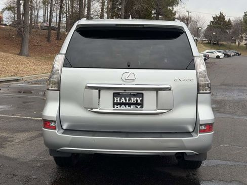 Used 2015 Lexus GX 460 w/ Premium Package image 21