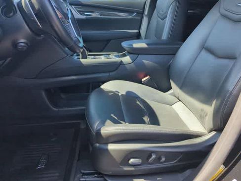 Used 2023 Cadillac XT5 Sportv w/ Technology Package AWD/4WD image 15
