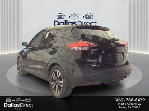 Used 2020 Nissan Kicks SV FWD image 8